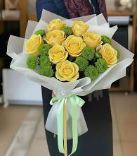 Букет цветов из:  Хризантемы и Розы в Аксубаево
